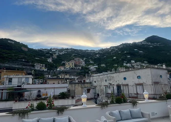 Minori Palace
